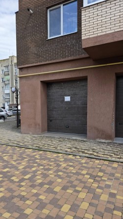 Здається гараж в 9ти поверховому будинку - фото 1