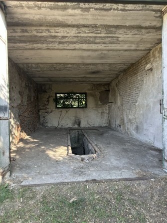 Здається бокс з оглядовою ямою - фото 1
