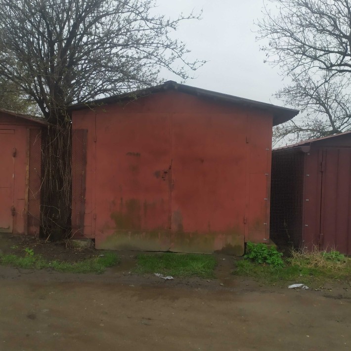 аренда металевого гаража в центрі міста - фото 1