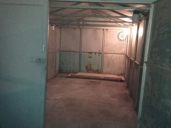 Сдам   мет. гараж Кооп   Авт. КрАЗ 2.2* 5.5.Р- н.овощная база. Кременчук
