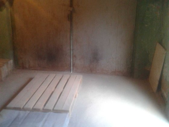 Сдам гараж район житлоселище в приватному  секторі 20 кв м