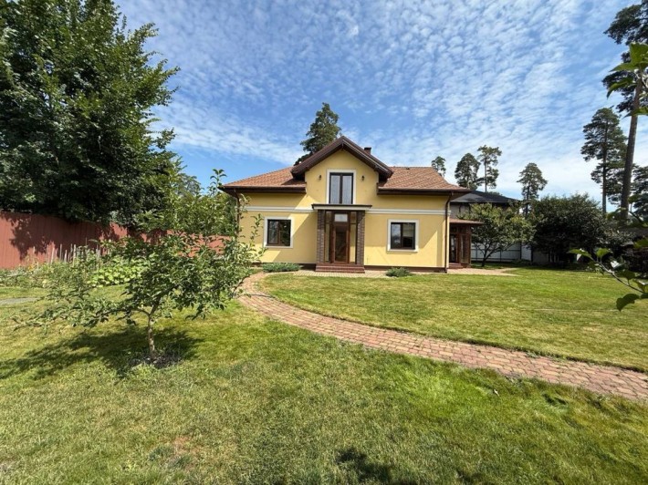 Оренда затишного будинку у Ворзелі з терасою та каміном | 185 м² - фото 1