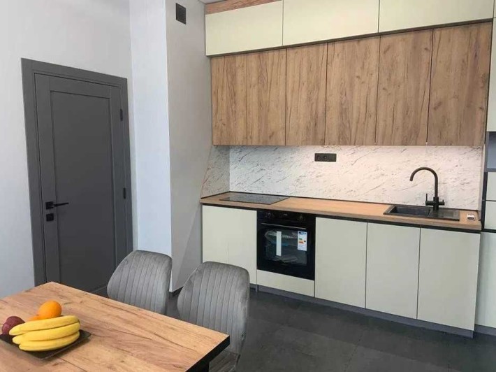 Продаж квартири  з  якісним ремонтом і меблями в ЖК Вікінг Парк - фото 1