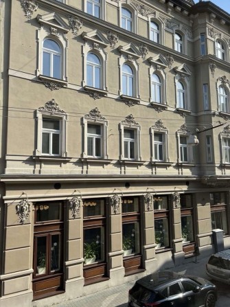 Центр ЛЬВОВА історична частина Австрійський Люкс - фото 1