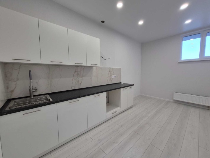 Квартира з безпекою та ремонтом. Продам з розтермінуванням - фото 1