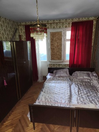 Продам 2 к. квартиру ул. Нескорених (Г. Труда) - фото 1