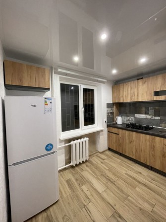 Продам 2х комнатную квартиру - фото 1
