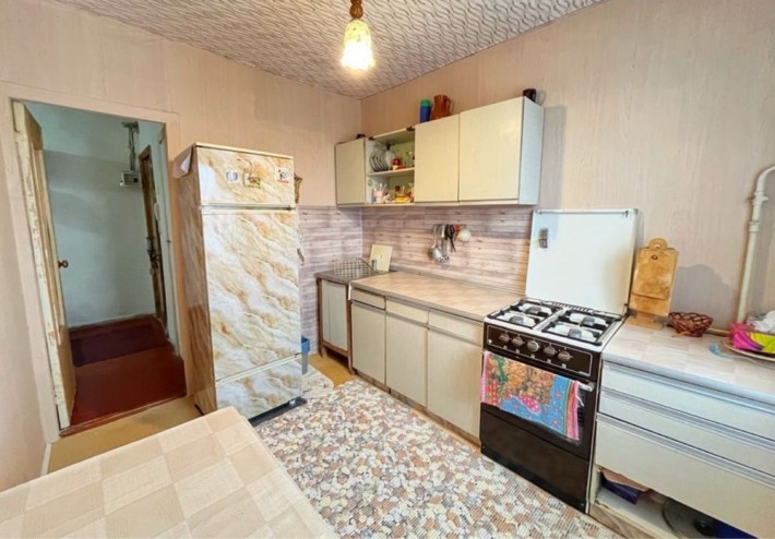 Продам 4к.кв. ул. Деревянко 50, метро Ботанический сад или 23 августа - фото 1