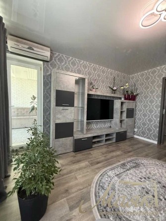 Продаж 2х кімнатної квартири на вул. Перемоги - фото 1