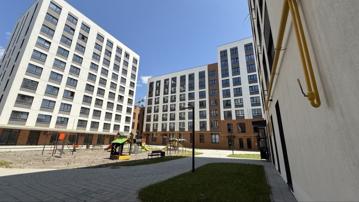 ТЕРМІНОВО! Продаж 2-к. кв. 72 м Навроцького-Зелена/Топ ціна - фото 1