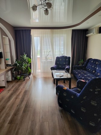 Продам квартиру в центрі Бородинського району - фото 1