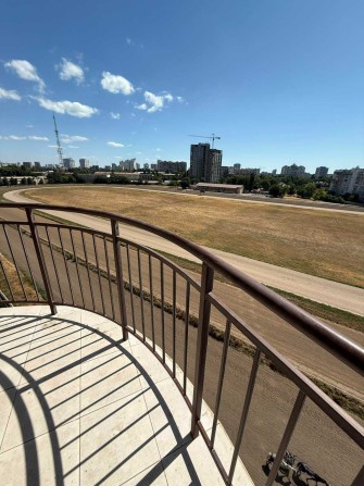 Продам 2-комнатную квартиру в ЖК 63 жемчужина. Краснова. - фото 1