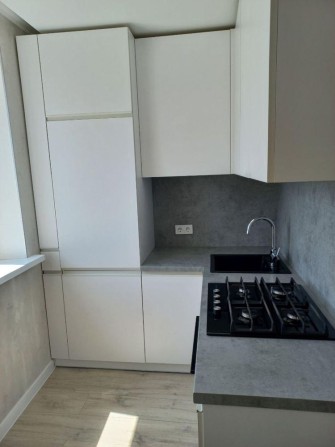 Реальная! Продам 1к квартиру Гвардейцев Широнинцев 111 - фото 1