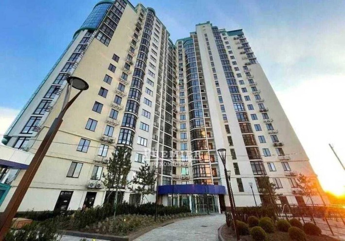 3 комнатная квартира 144 м2 Дом Сдан ЖК Аквамарин - фото 1