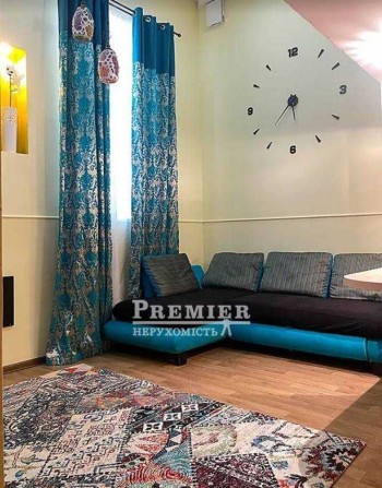 3-кімнатна компактна квартира 56 кв.м з дизайнерським ремонтом - фото 1
