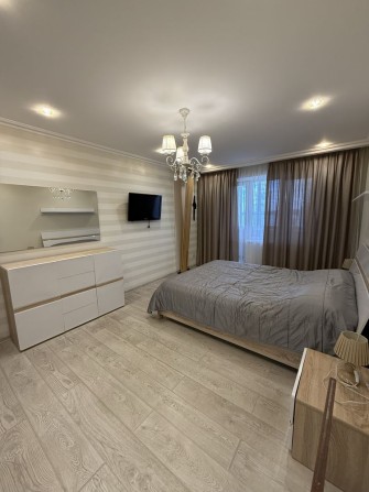Продам 3 к кв ,Намыв с шикарным видом на реку! - фото 1