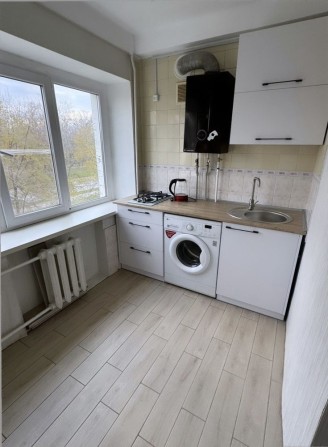Продаж 1 к. кв. 3й поверх, вул. Глісерна - фото 1