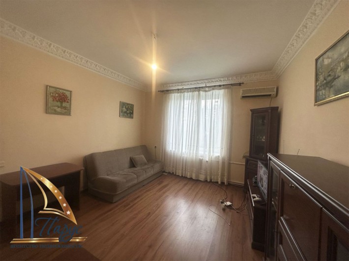 Продам 2х ком. полнометражную кв-ру в центре (р-н ТЦ Украина) 5/5 - фото 1