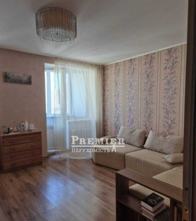 2-кімнатна квартира 68 кв.м на Сахарова. Простора, сучасний ремонт. - фото 1