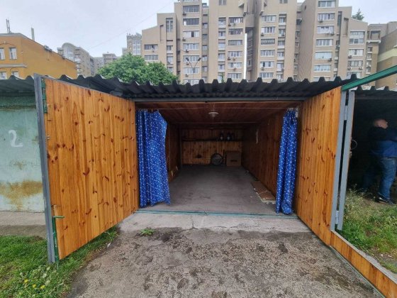 Здам бокс, гараж, навіс вул. Ямська, 17 Киев