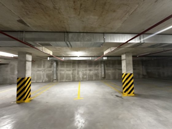 Оренда паркомісце, машиномісце, ЖК " Кворум" вул. Щирецька, 30 Львов