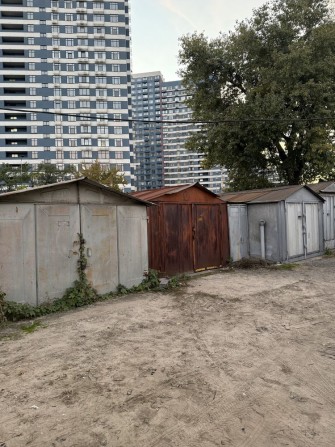 Оренда гараж Галактика Сверстюка Лівобережна - фото 1