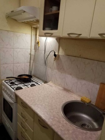 Продаж 1 кім. квартири , ближній  центр, ремонт. - фото 1