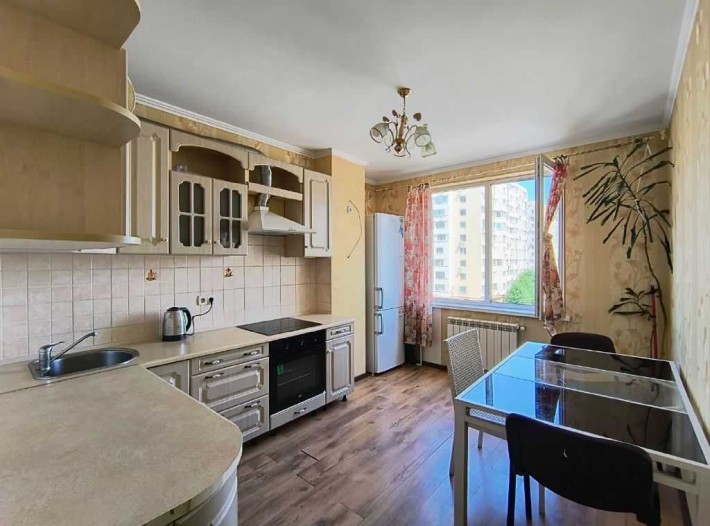 2-кімн. квартира 73 кв.м. з ремонтом. Новий будинок. 60 000$ - фото 1