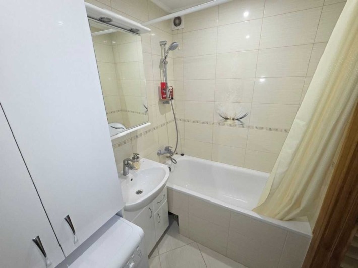Продаж 2к. квартири біля ТВК Південний - фото 1