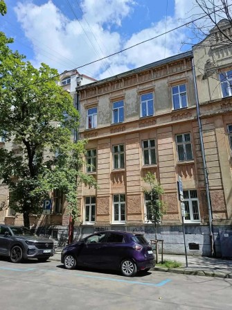 Продаж квартири Львів Франківський Район - фото 1