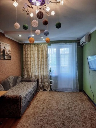 Продается 2-к квартира на Космонавтов - фото 1