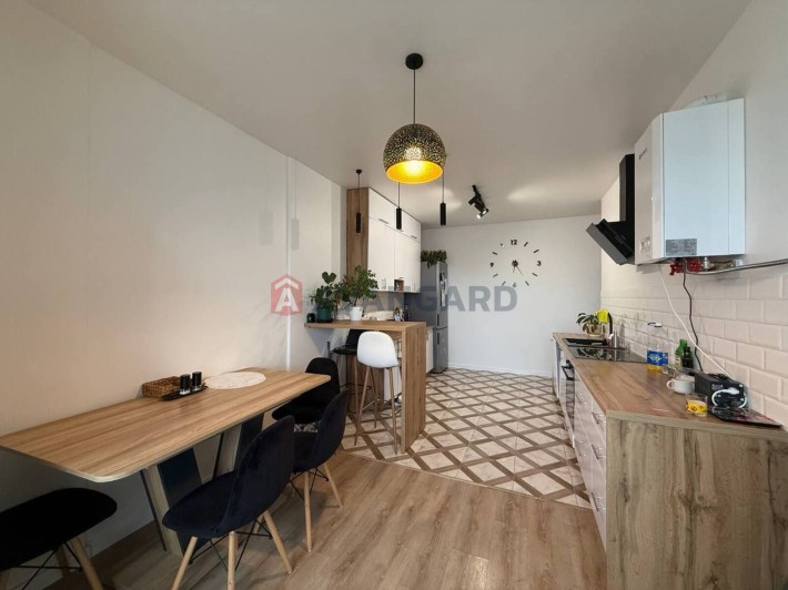 Продаж 2 кім 82 м2 з ремонтом вул. Очеретяна Strim Towers - фото 1