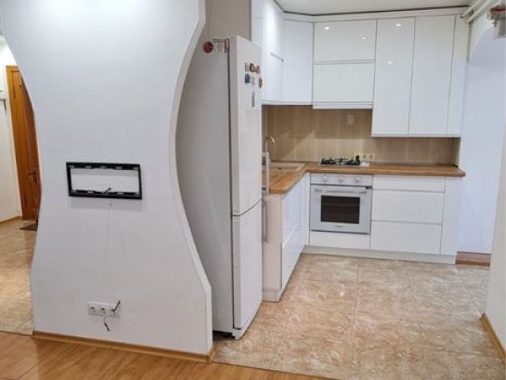 В Продажу 3 к к-студія з індивідуальним опаленням Миколаїв