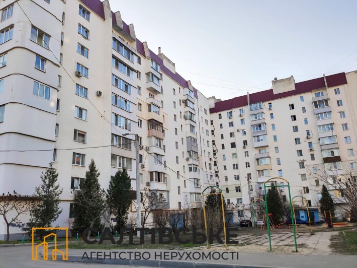 4460-ЮЛ Продам 3к квартиру на Салтовке Героев Труда 607 м/р - фото 1