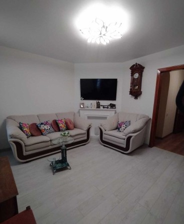SK S4 Продам 3 комнатную квартиру Гагарина ул. Нетеченская м. Левада - фото 1