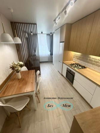 Продаж Стильної Мінідвушки 42,5м2 ЖК Щасливий! Є Підземний Паркінг - фото 1