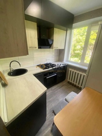 Продам квартиру Харків, Гвардійців Широнінців вул. - фото 1