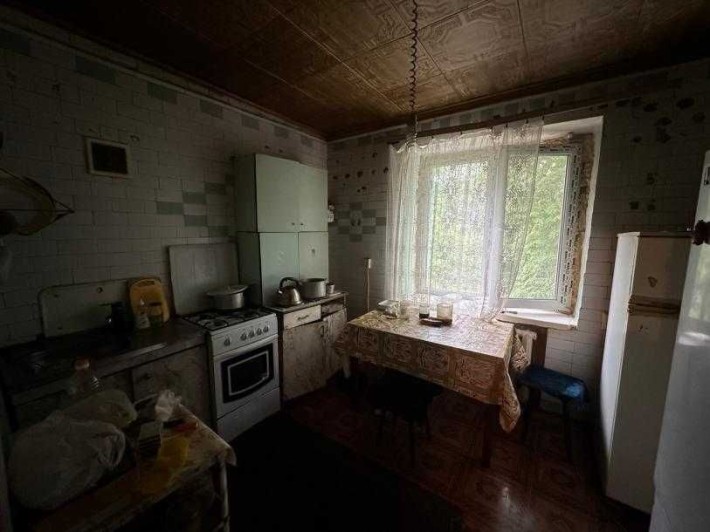 Продам 3-кімнатну квартиру, 10 хвилин від метро Індустріальна - фото 1
