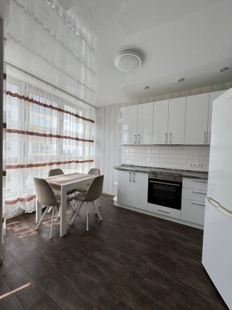 Продам 1 кімнатну квартиру в ЖК на Таїрова - фото 1