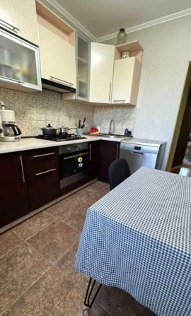 Продам 3х комн кв м Холодная гора 5 мин 4/9 в хорошем ж/состоянии - фото 1