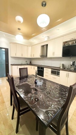 Впервые продам 2 ком квартиру с ремонтом в новострое на Алексеевке.L - фото 1