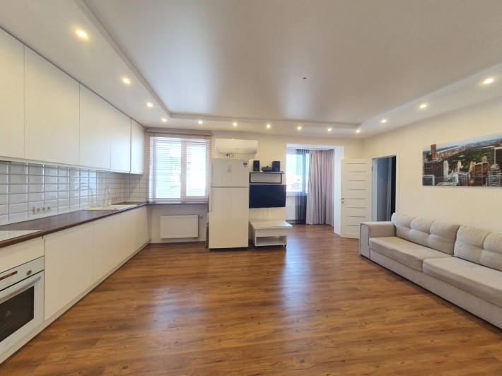 Продам 2х к.кв ЖК Салтовский, новострой, евроремонт - фото 1
