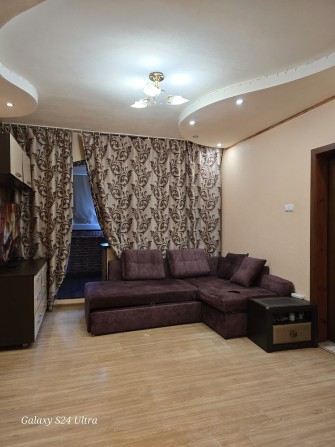 Продам. 1-комнатную.в КДСК. метро. Холодная.Гора. Пермская. Львовская. - фото 1
