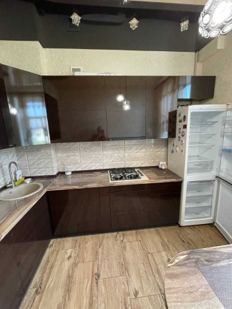 I S3 Продам 2 ком квартиру сталинка м. Защитников Украины Конный рынок - фото 1