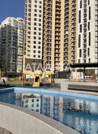 Продам 1 комнатную квартиру с террасой в ЖК  «68 Жемчужина» - фото 1