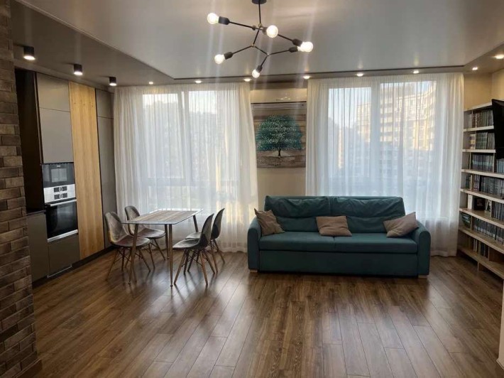 Продаж 3-кімн квартири з авторським ремонтом у ЖК Parkland | вул. Журавлина, 2 - фото 1
