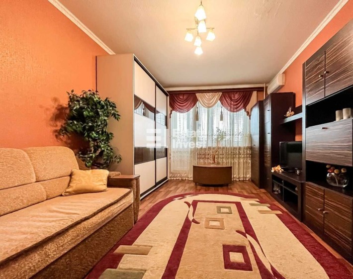 Продам 2 кімн. квартиру на пр. Олександрівський, 116А - фото 1