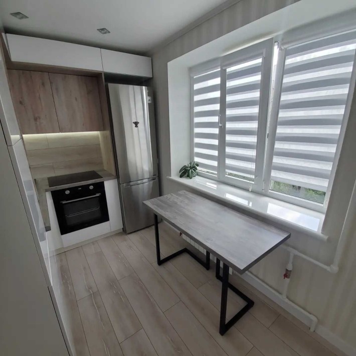 IS3Продам 3к квартиру Краснодарская 7\9 сертификат 48000 кап ремонт. - фото 1