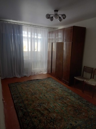 Продам 2 ком.кв.метро Барабашова,пр.Юбилейный 42. - фото 1