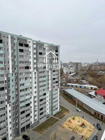 Продам 3 к. квартиру 71 м2 под чистовую ЖК Левада новострой метро - фото 1